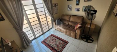 CASA À VENDA COM EXCELENTE LOCALIZAÇÃO - RESIDENCIAL REAL PARQUE!