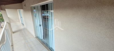 CASA À VENDA COM EXCELENTE LOCALIZAÇÃO - RESIDENCIAL REAL PARQUE!