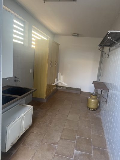 Casa 2 dorms em bairro sensacional!!
