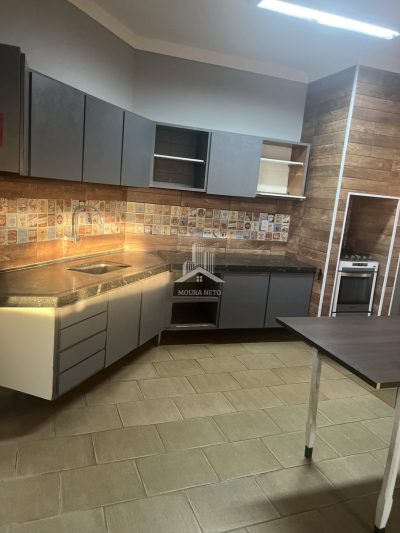 Casa 2 dorms em bairro sensacional!!