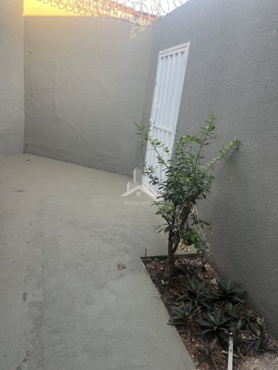 Casa 2 dorms em bairro sensacional!!