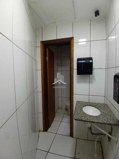 Imóvel Comercial no Centro de Lins