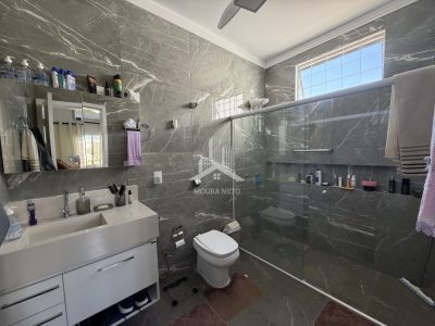 Refúgio dentro da cidade ! Chácara alto padrão