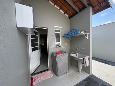 SEU NOVO LAR NO MANOEL SCALF: UMA CASA ENCANTADORA À VENDA