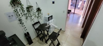 ALUGA-SE ESPAÇO PROFISSIONAL COM QUATRO SALAS - EXCELENTE LOCALIZAÇÃO!