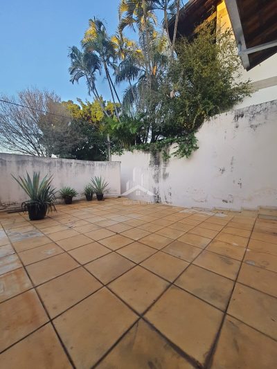 CASA PARA VENDA OU LOCAÇÃO JARDIM ARIANO