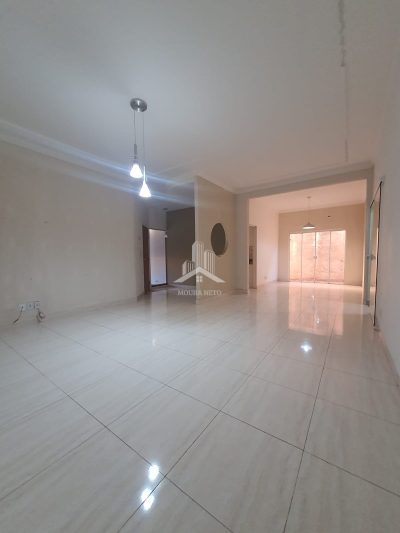 CASA PARA VENDA OU LOCAÇÃO JARDIM ARIANO