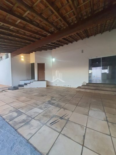 CASA PARA VENDA OU LOCAÇÃO JARDIM ARIANO