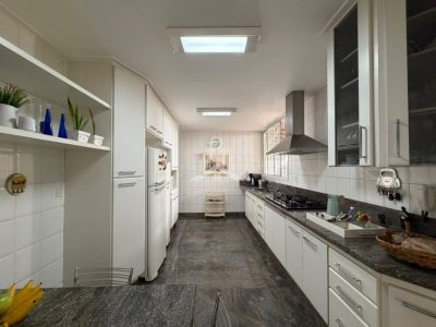 CASA DE ALTO PADRÃO PARA VENDA - ENCONTRO PERFEITO ENTRE SOFISTICAÇÃO, CONFORTO E LOCALIZAÇÃO!