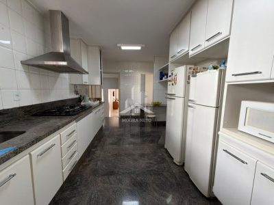 CASA DE ALTO PADRÃO PARA VENDA - ENCONTRO PERFEITO ENTRE SOFISTICAÇÃO, CONFORTO E LOCALIZAÇÃO!