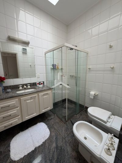 CASA DE ALTO PADRÃO PARA VENDA - ENCONTRO PERFEITO ENTRE SOFISTICAÇÃO, CONFORTO E LOCALIZAÇÃO!