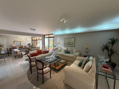 CASA DE ALTO PADRÃO PARA VENDA - ENCONTRO PERFEITO ENTRE SOFISTICAÇÃO, CONFORTO E LOCALIZAÇÃO!