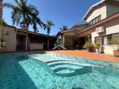 CASA DE ALTO PADRÃO PARA VENDA - ENCONTRO PERFEITO ENTRE SOFISTICAÇÃO, CONFORTO E LOCALIZAÇÃO!