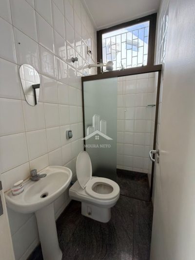CASA DE ALTO PADRÃO PARA VENDA - ENCONTRO PERFEITO ENTRE SOFISTICAÇÃO, CONFORTO E LOCALIZAÇÃO!