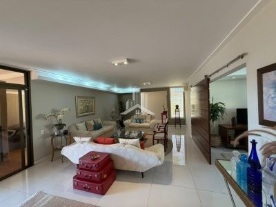 CASA DE ALTO PADRÃO PARA VENDA - ENCONTRO PERFEITO ENTRE SOFISTICAÇÃO, CONFORTO E LOCALIZAÇÃO!