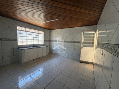CASA com 03 quartos para VENDA