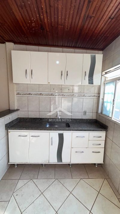 CASA COM 3 DORMITORIOS À VENDA NO RES HENRIQUE BERTIN (BOM VIVER)