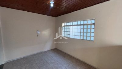 CASA COM 3 DORMITORIOS À VENDA NO RES HENRIQUE BERTIN (BOM VIVER)