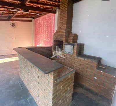 CASA COM 3 DORMITORIOS À VENDA NO RES HENRIQUE BERTIN (BOM VIVER)