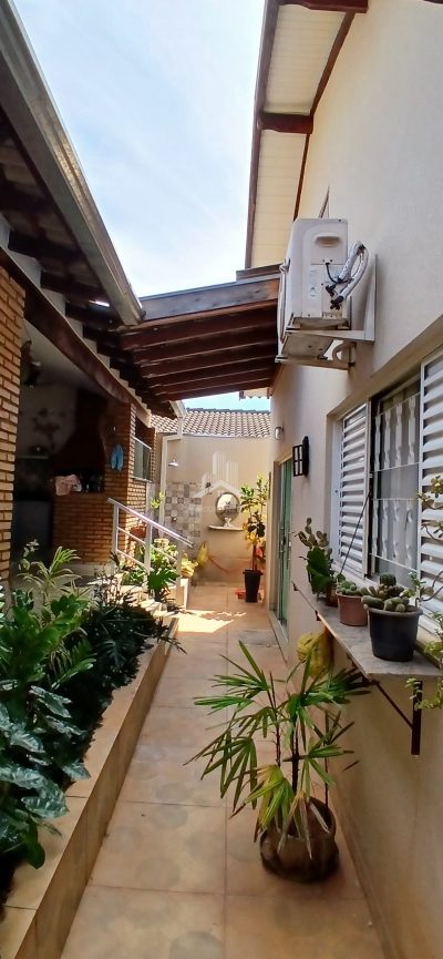Bela Casa Ótima Localização