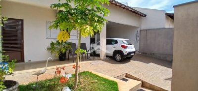 Bela Casa Ótima Localização
